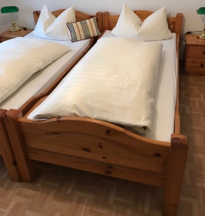 Gaestehaus-Wolf-Doppelzimmer-Altoetting-Foto-Wolf