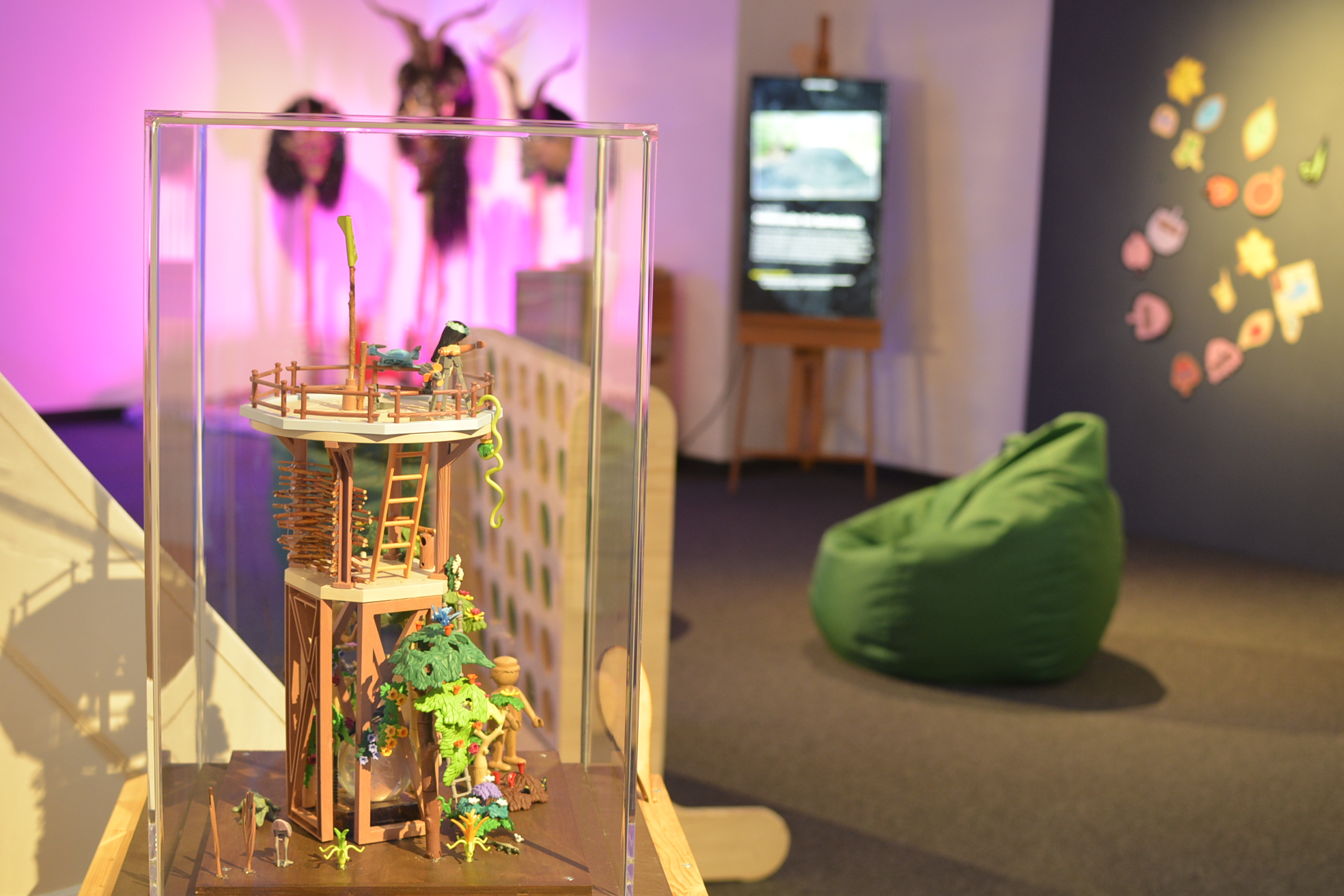 Ausstellungsansicht Holz macht Sachen Stadtgalerie Altötting