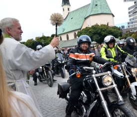 Motorradweihe am Kapellplatz