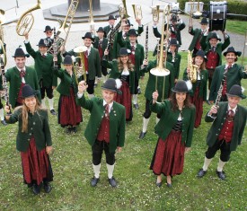 Musikkapelle Altötting Foto Musikkapelle Hier sehen Sie die Musikkapelle