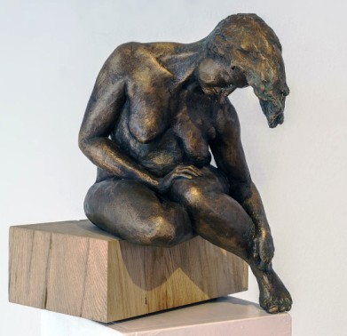 Christine Perseis Achtsamkeit Bronze