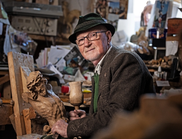 Hans-Joachim Seitfudem in der Werkstatt