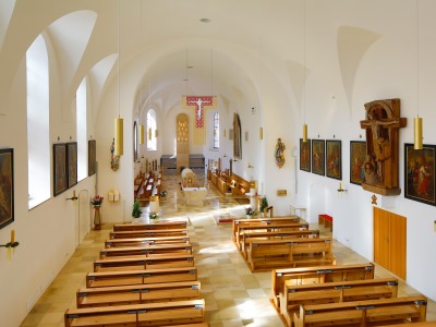 Innenaufnahme der Bruder Konrad Kirche Altötting.