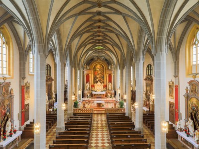 Kirchenraum der Stiftspfarrkirche Altötting