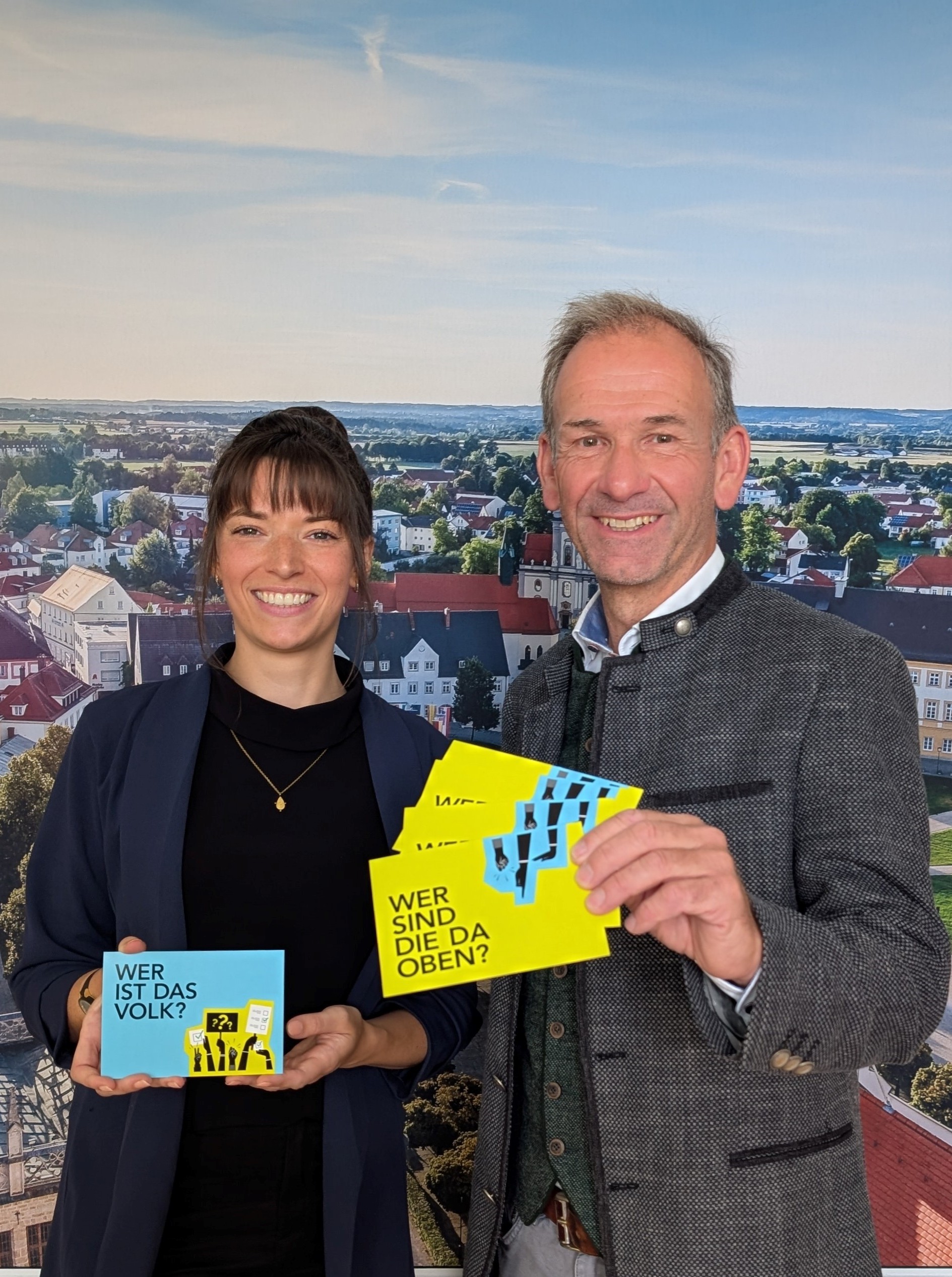 Projektleitung Leandra Busch, Erster Bürgermeister Stephan Antwerpen Altötting