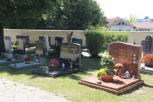 friedhof-c-altoetting-foto-stadt-1-585x390