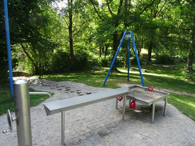 Stadt Altötting, Freibad St. Georgen, Kinderspielplatz, Foto: Stadt Altötting