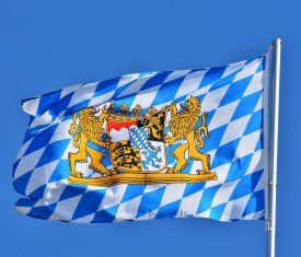 stadt-altoetting-heimatprojekt-bayern-foto-pixabay-flag-3371283-275x235 stadt-altoetting-heimatprojekt-bayern-foto-pixabay-flag-3371283-275x235
