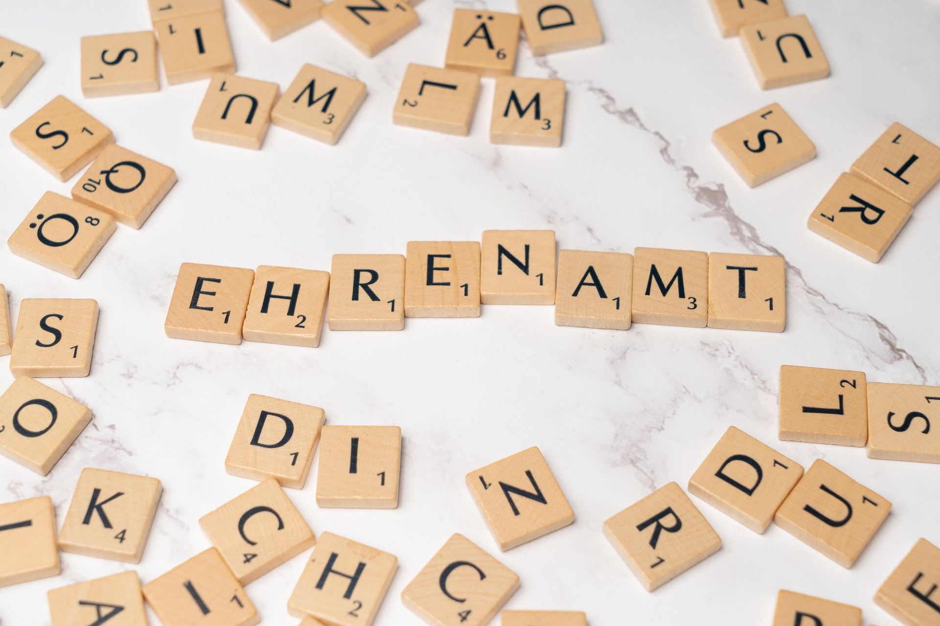 Scrabble-buchstaben - Ehrenamt - pixabay
